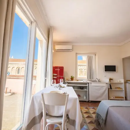Apartment Terrazza Della Cattedrale By Symphonya Luxury